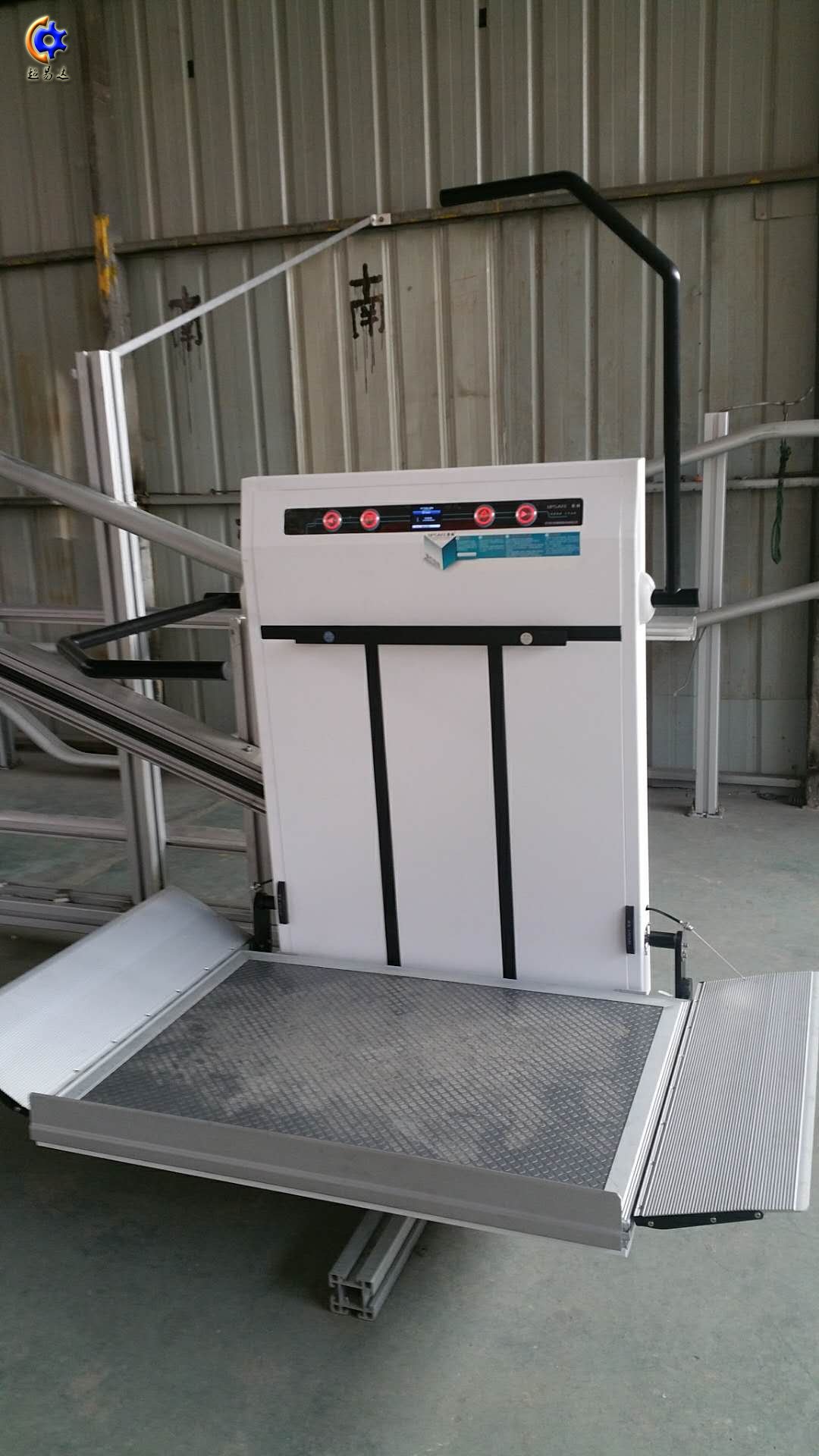 斜掛式無(wú)障礙升降平臺(tái)