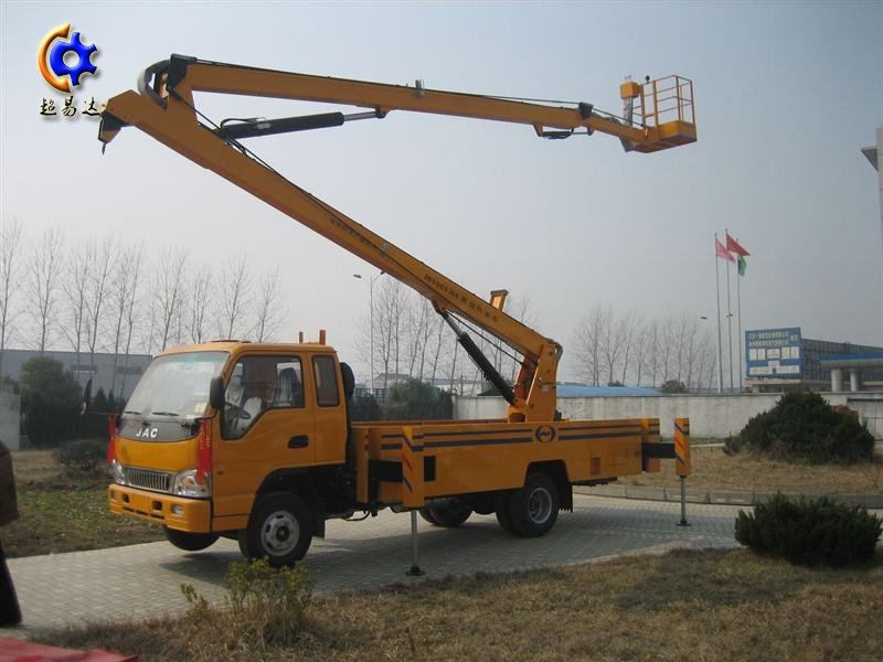 車(chē)載折臂式高空升降平臺(tái)