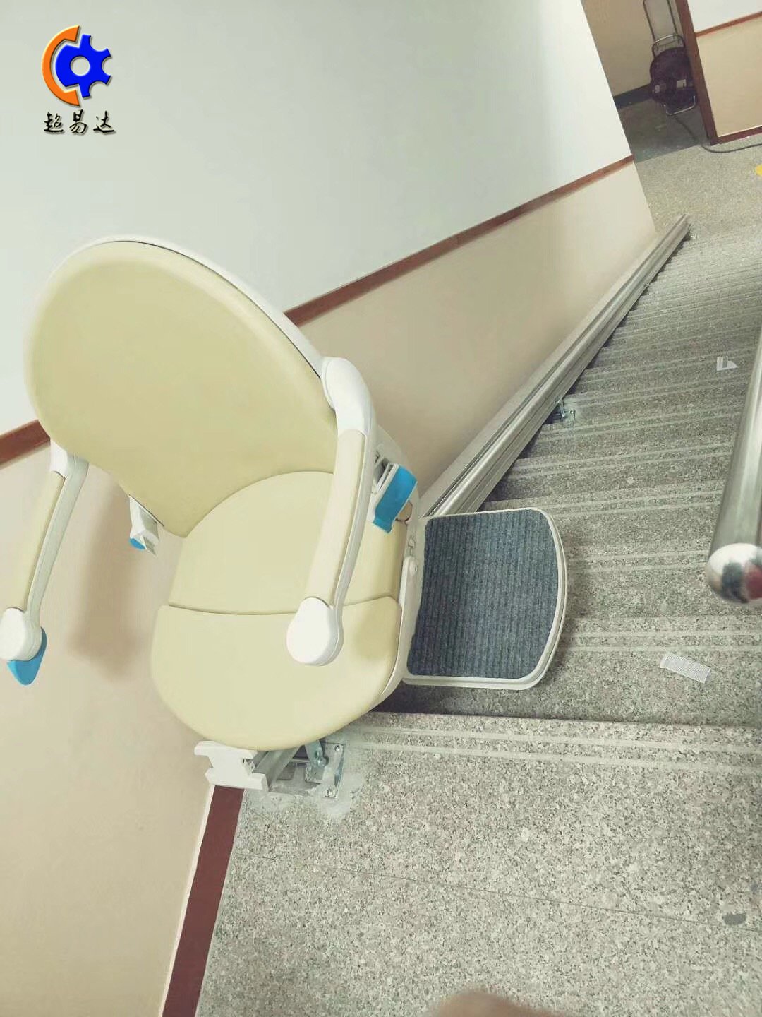 斜掛式座椅升降機(jī)/ 斜掛式座椅升降機(jī)